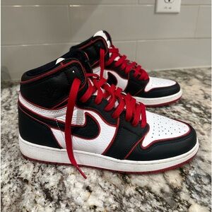 Air Jordan Retro 1 Mid (GS)